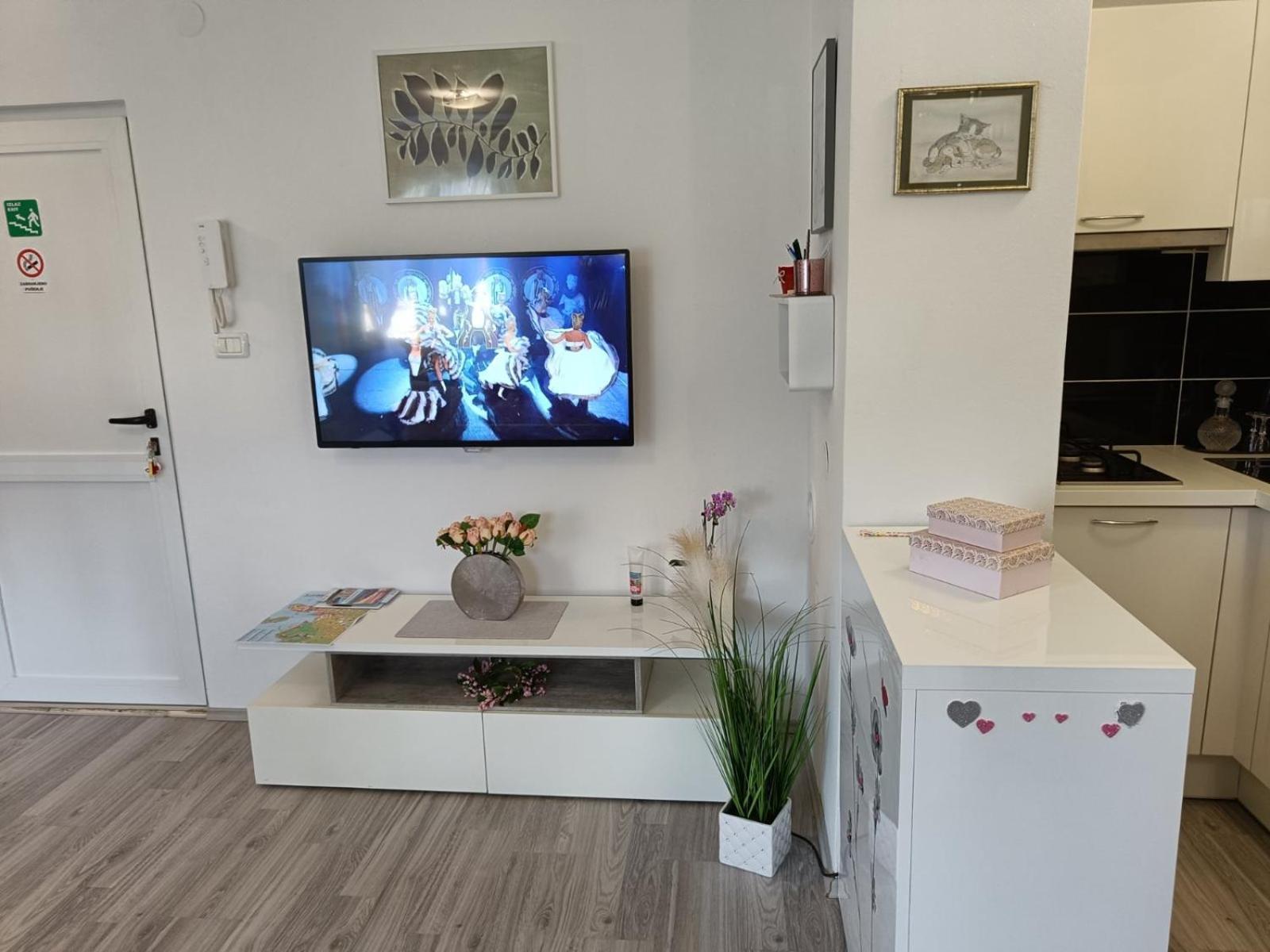 Apartments Mary & Free Parking โรวีน ห้อง รูปภาพ